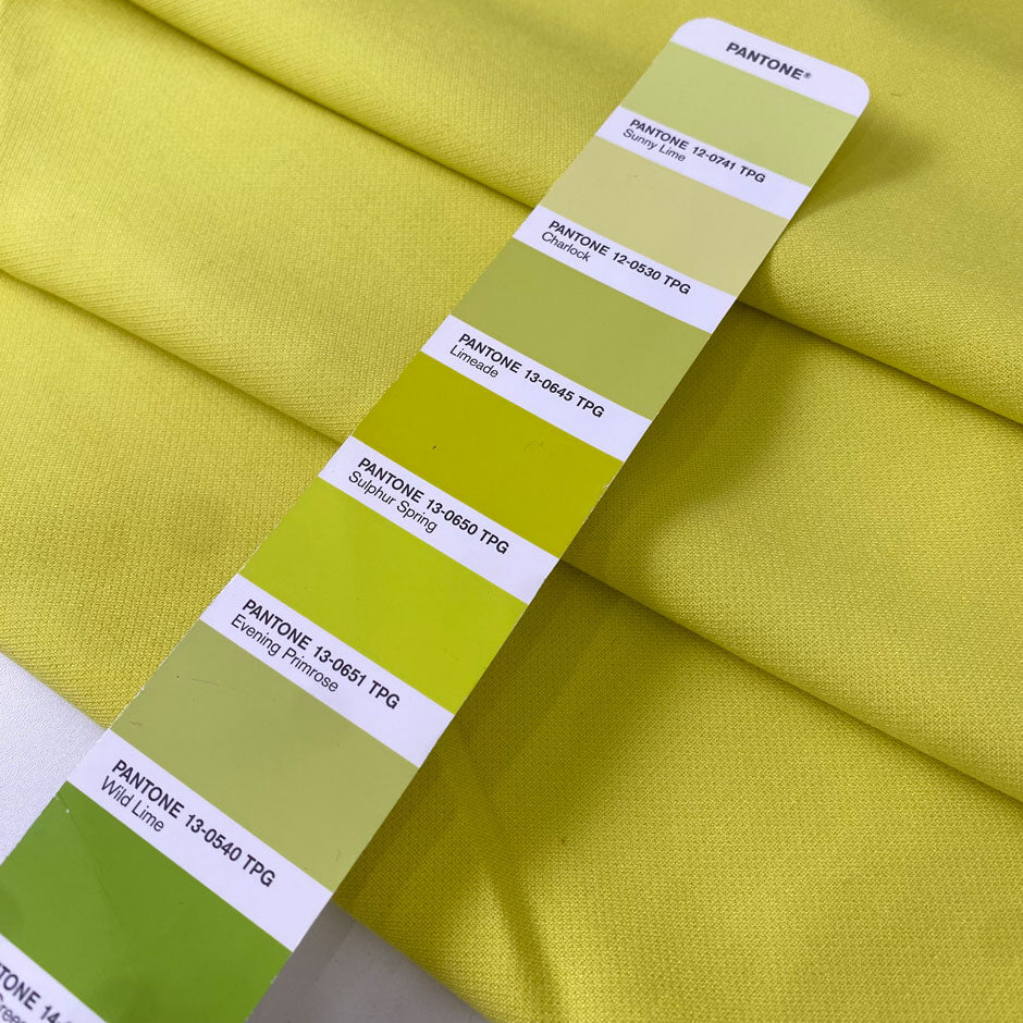 Soft and lightweight technical fabric in a viscose cotton and polyester blend. Slight stretch and textured surface. Perfect for dresses, skirts, trousers, and jackets.
High-quality deadstock collected in Stock from a Maison de Couture in Italy.