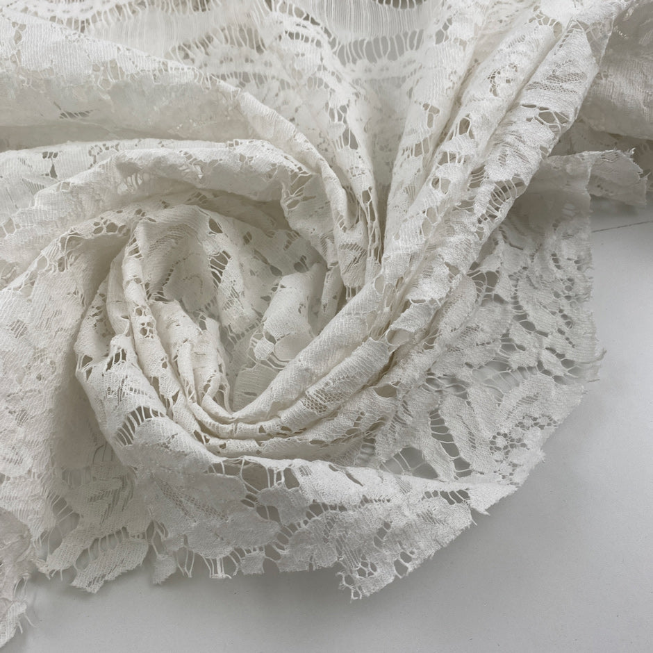 Paneled cotton and polyester rebrode' lace