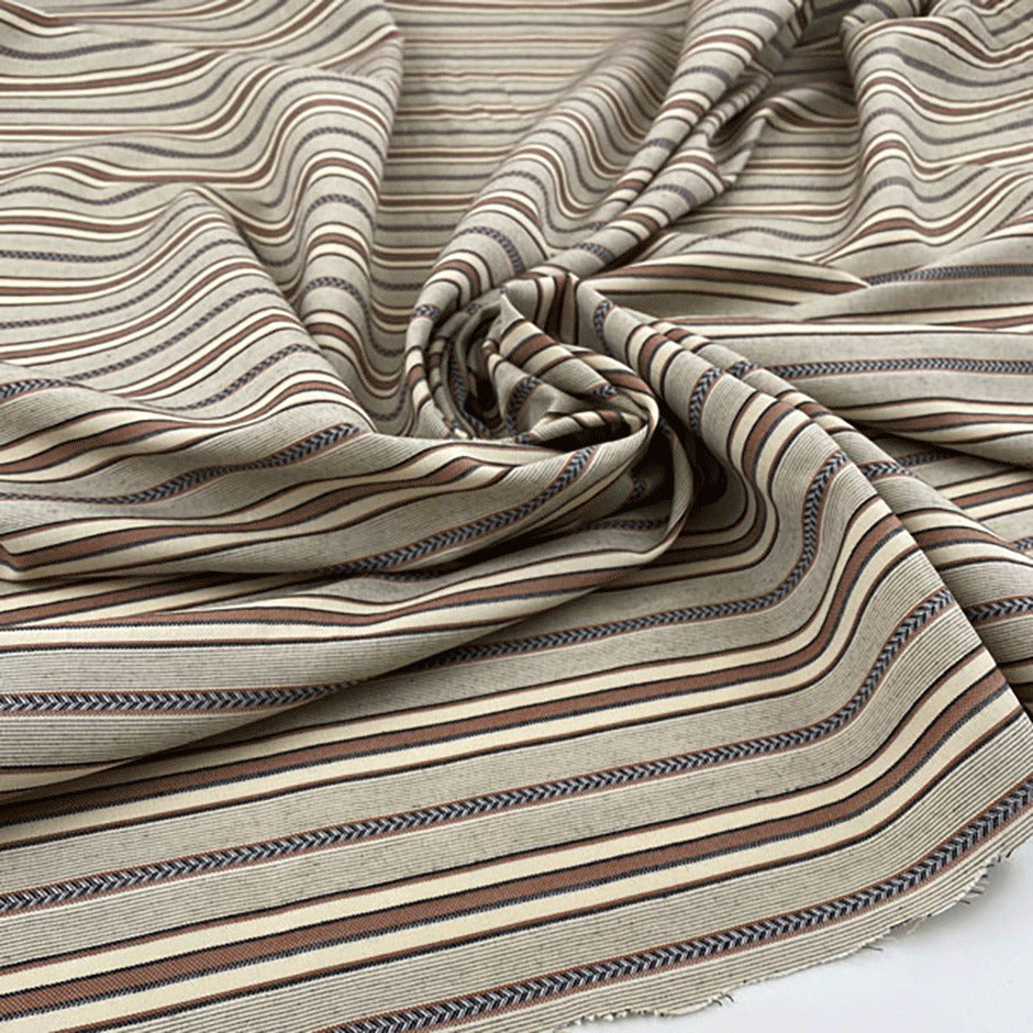 Lightweight and soft yarn-dyed cotton and polyester jacquard