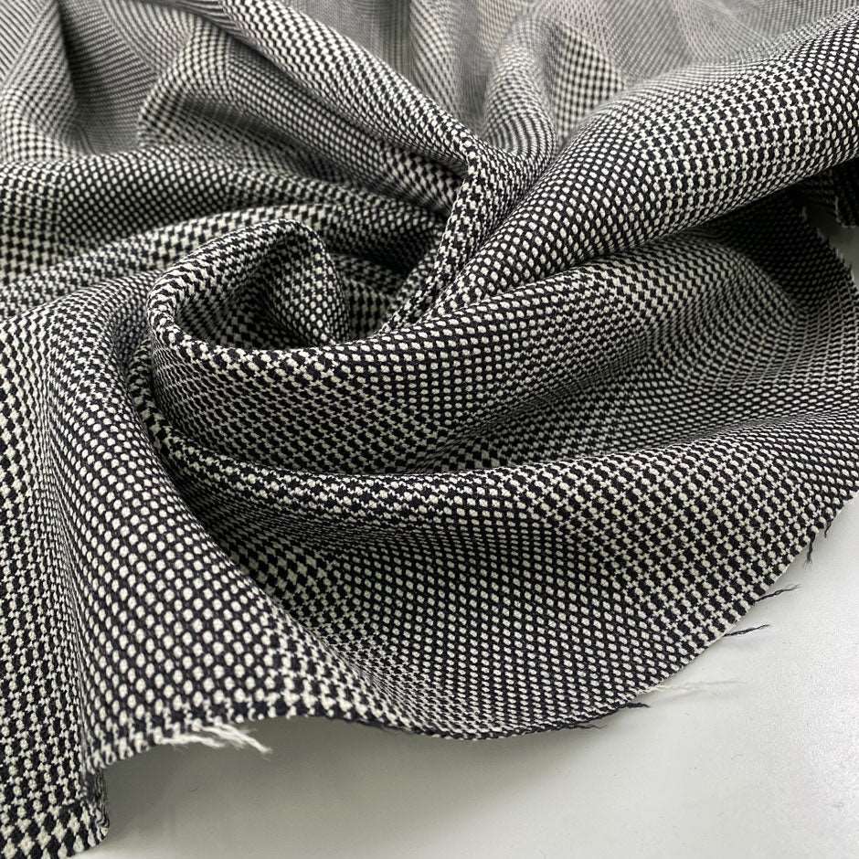 Prince of Wales in black and white wool