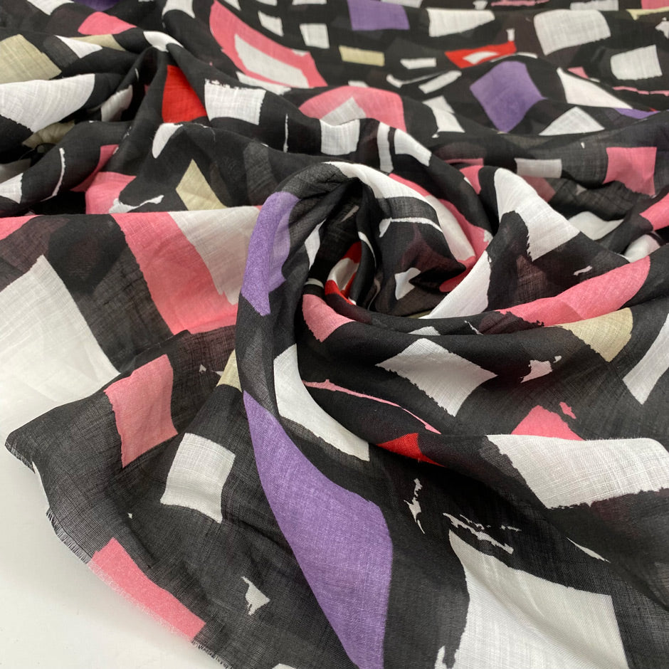 Pure linen with print, and geometric design in white, black, pink, and violet shades. Very soft and light, transparent. High-quality deadstock fabric collected in Stock from a Maison de Couture in Italy.