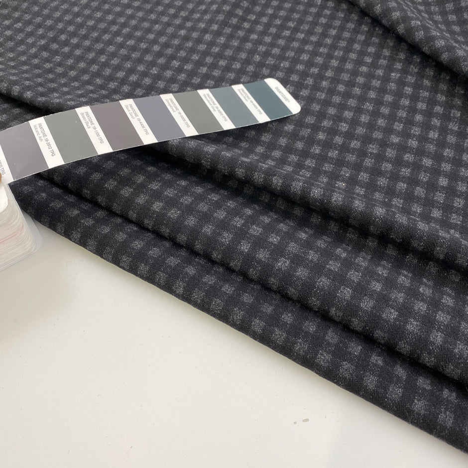 Wire-dyed soft and falling wool flannel with diamond. High-quality deadstock fabric collected in Stock from a Maison de Couture in Italy.
