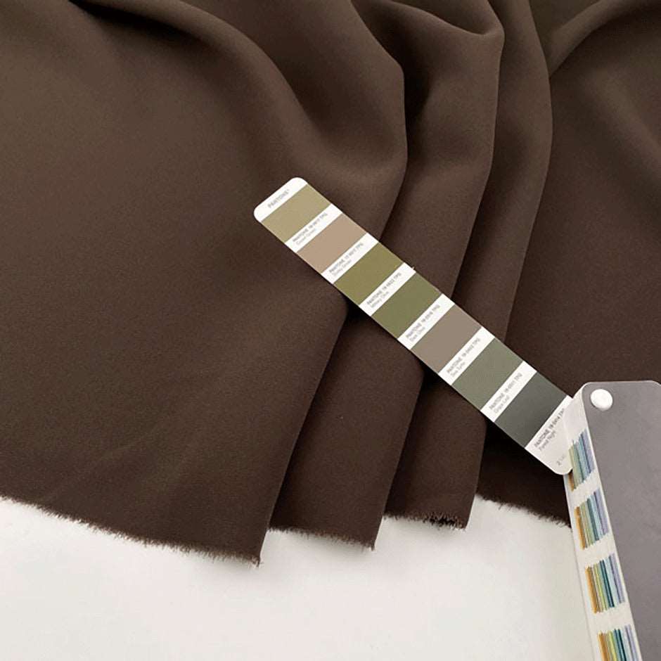 Double technical comfort polyester fabric regular crepe weave