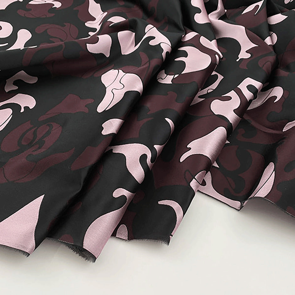 Jacquard twill polyester, silk and polyamide comouflage