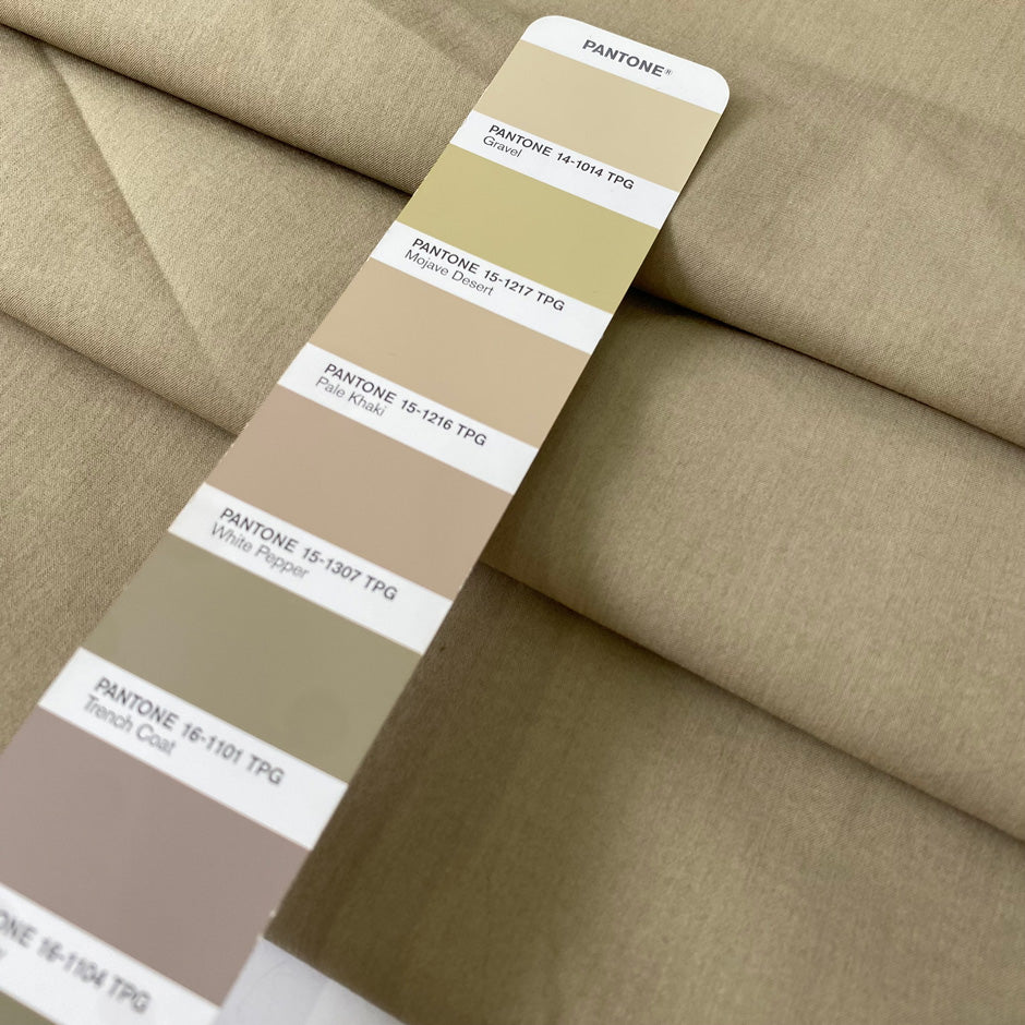 Soft stretch fabric in a wool cotton and polyamide blend. Versatile and comfortable, ideal for trousers, dresses, skirts, and jackets.High-quality deadstock collected in Stock from a Maison de Couture in Italy.