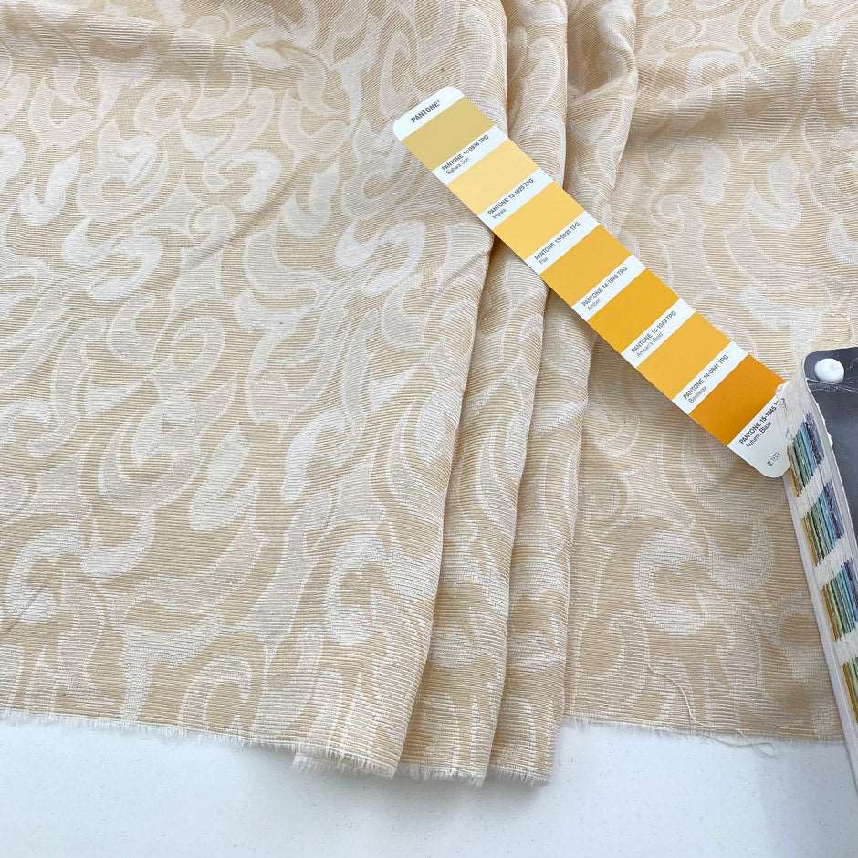 Jacquard silk gold and white