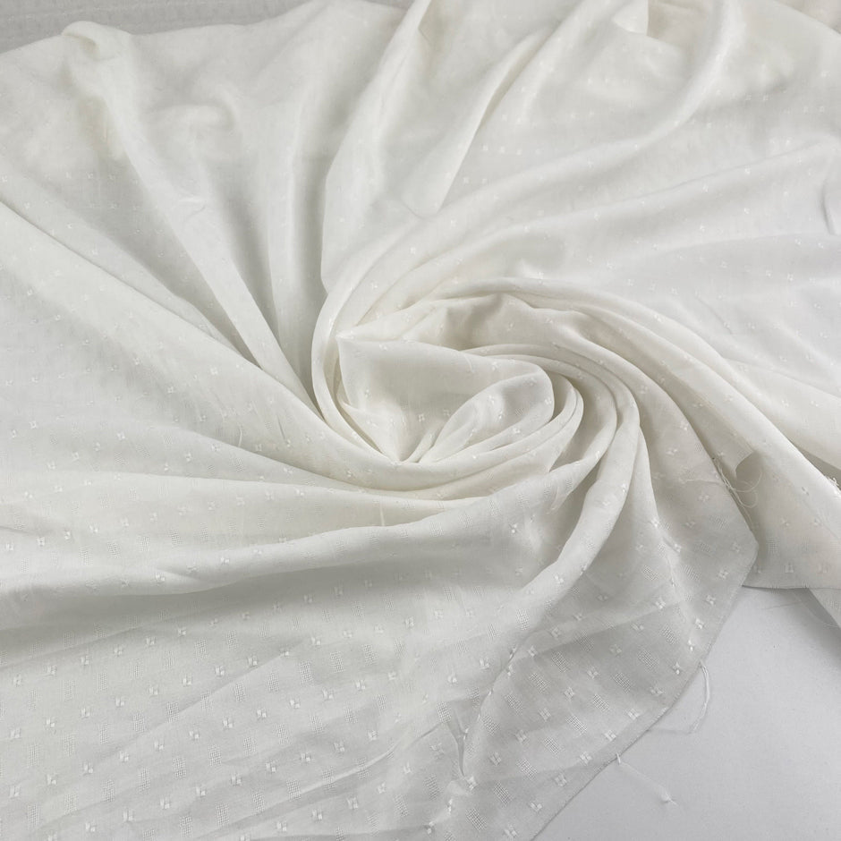 Soft and falling viscose jacquard