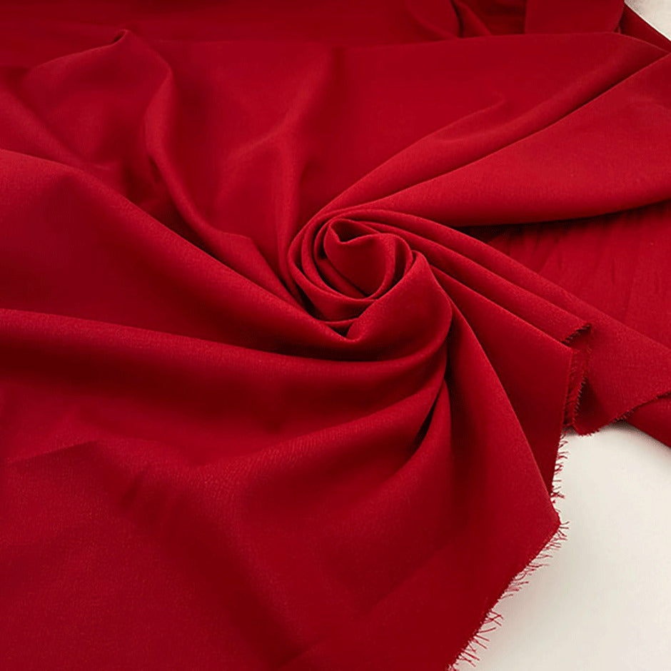 Soft and loose stretch virgin wool